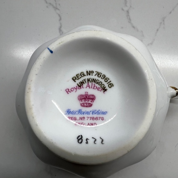 Vintage Royal Albert: 3 Piece Set - Picture 7 of 10